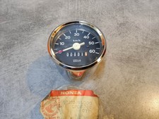 Compteur de vitesse neuf mais petits défauts PX50 80/82 HONDA 37200-197-000NOS