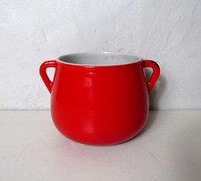 ancien petit chaudron rouge en