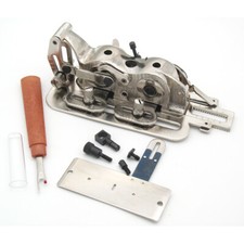 Bouton Trou Attachement pour Brother B755 B757 B758 B767 B781 Juki DDL-555 