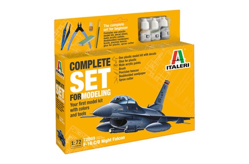 Italeri kit avion f - f, 16