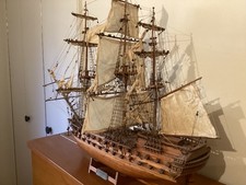 maquette de bateau en bois le
