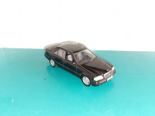 16082 voiture minichamps - 16082, 1/43