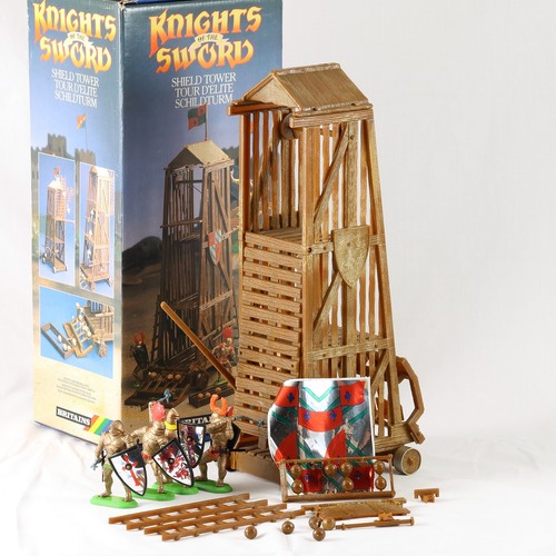 Britains 7792 shield - ,
