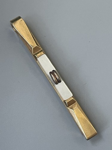 Pince cravate plaqué - à,
