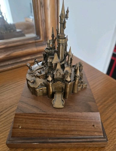 Statue disney statuette - statue,