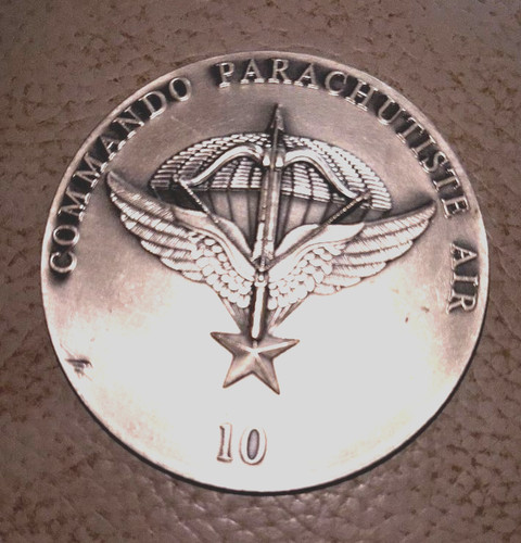 Parachutiste medaille table - parachutiste,