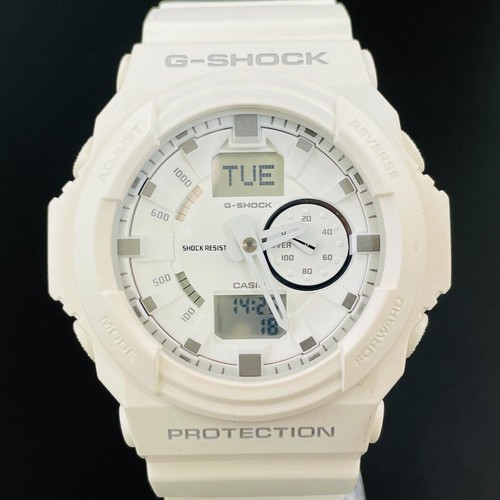 Montre analogique numérique