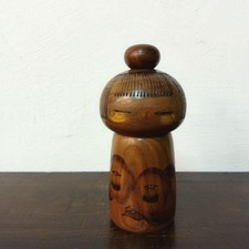 Poupées Kokeshi créatives