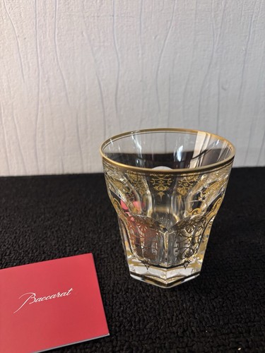 Verre whisky modèle - à,