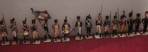 Soldats plastique mdm 40mm - 16,