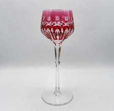 Verre à vin roemer cristal double coloré rose taillé signé Saint-Louis Traminer