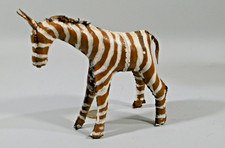 STATUETTE ZEBRE, en peau de