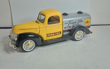 GOLDEN WHEEL 1/18 FORD