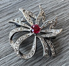 Antique "Flower" Brooch - Solid Silver And Shiny