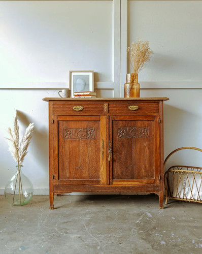 Gilbert buffet style art - le,