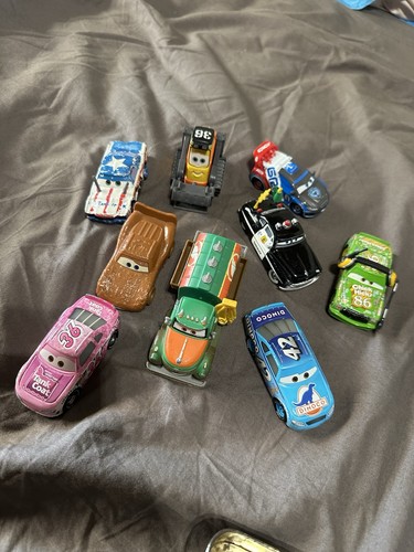 Lot voitures cars pixar - lot,