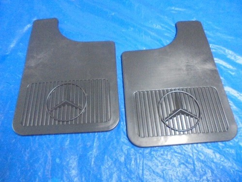 Jeux bavettes neuf - bavettes, mercedes