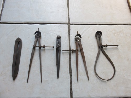 Lot anciens compas en - 5,