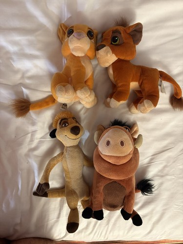 Lot peluches disney roi - lot,