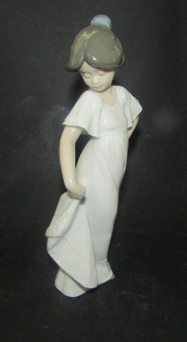 Jeune fille porcelaine - fille, "