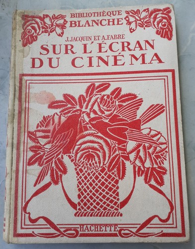 Sur écran cinéma - l'écran, du