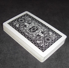 Ancien petit jeu de cartes de