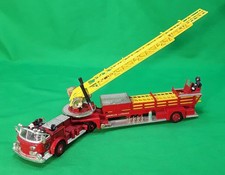CAMION AERIAL RESCUE -