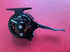 Moulinet semi-automatique -