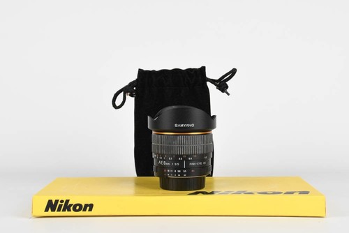 Samyang 8mm fisheye - f3.5, cs