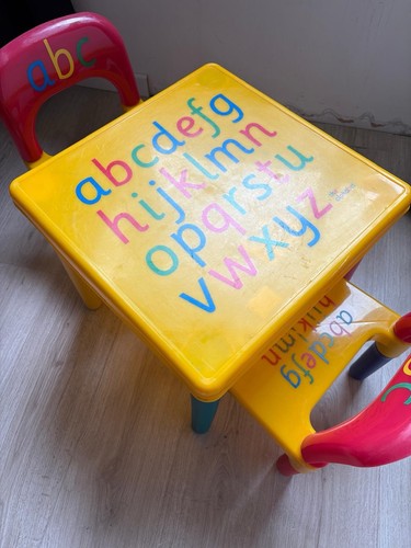 Table chaises enfants - et,