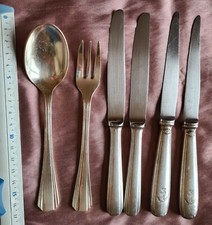 Argenterie d' hotel CHRISTOFLE : 2 couteaux ancre marine + 4 pièces BOREAL