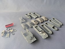 Lot d'ancien jouets, tanks