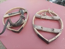 Ancienne paire de  raquette à