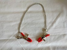 SEX TOYS PINCE TETONS avec