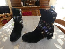 LAURA VITA Bottes Bottines