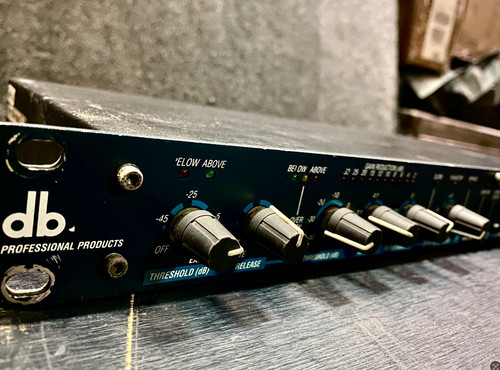 Dbx 166a - dbx,