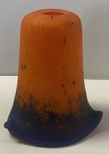 ANCIENNE TULIPE EN PATE DE