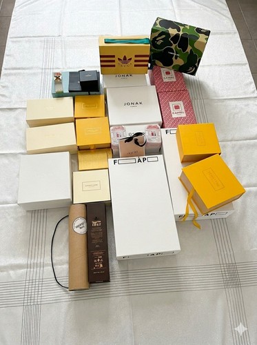 Lot boîtes luxe et - de,