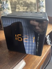 radio réveil Sony modèle