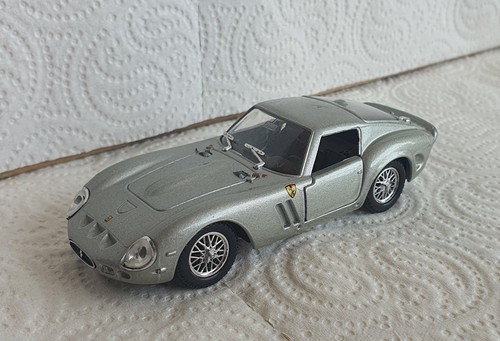Solido ferrari 250 gto - ferrari,