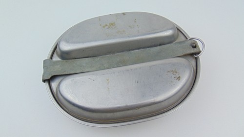Gamelle daté 1945 ww2 - daté,
