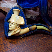 SEA FOAM CARVED CIGARETTE SMOKING PIPE representing NAPOLEON