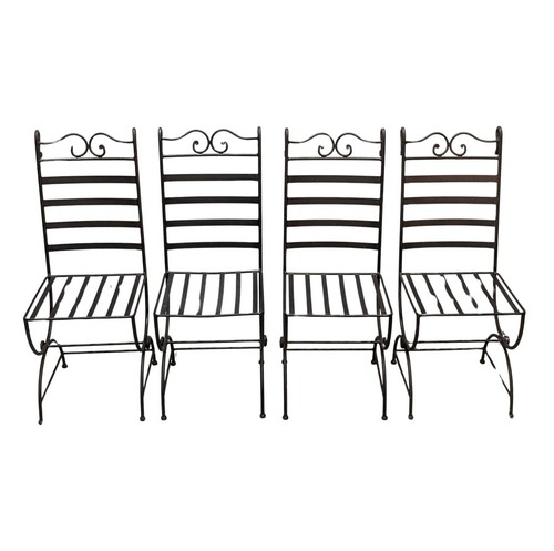 Série chaises de - de,