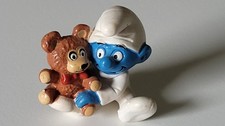 SCHTROUMPF  BEBE AVEC OURS EN