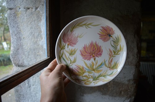 Assiette signée youen - assiette,