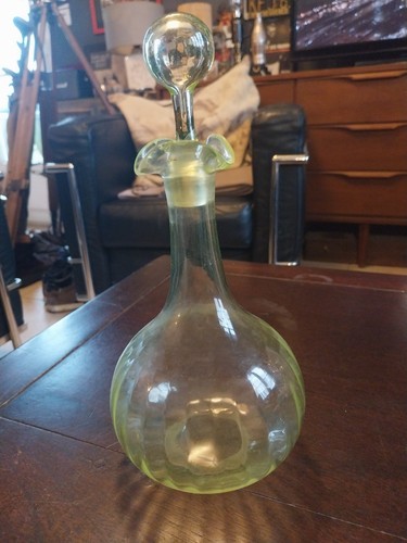 Carafe ancienne ouraline - carafe,