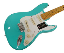 [Fender] Guitare électrique