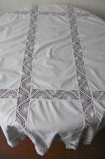Splendide nappe avec DENTELLE