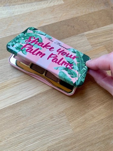 Palette shake your palm palms - shake,