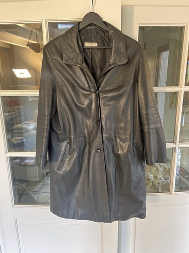 Très beau manteau cuir agneau - très,